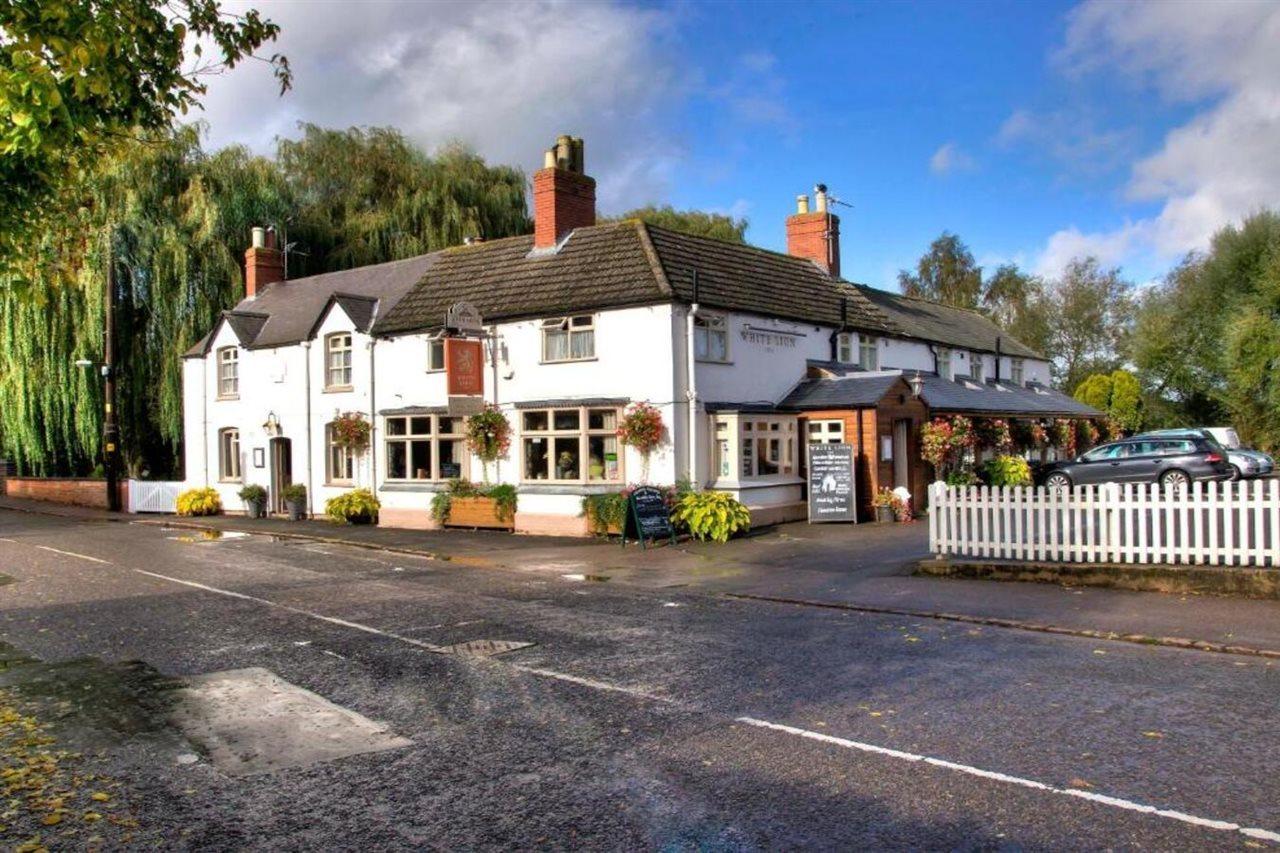 The White Lion Inn Oakham Exteriér fotografie