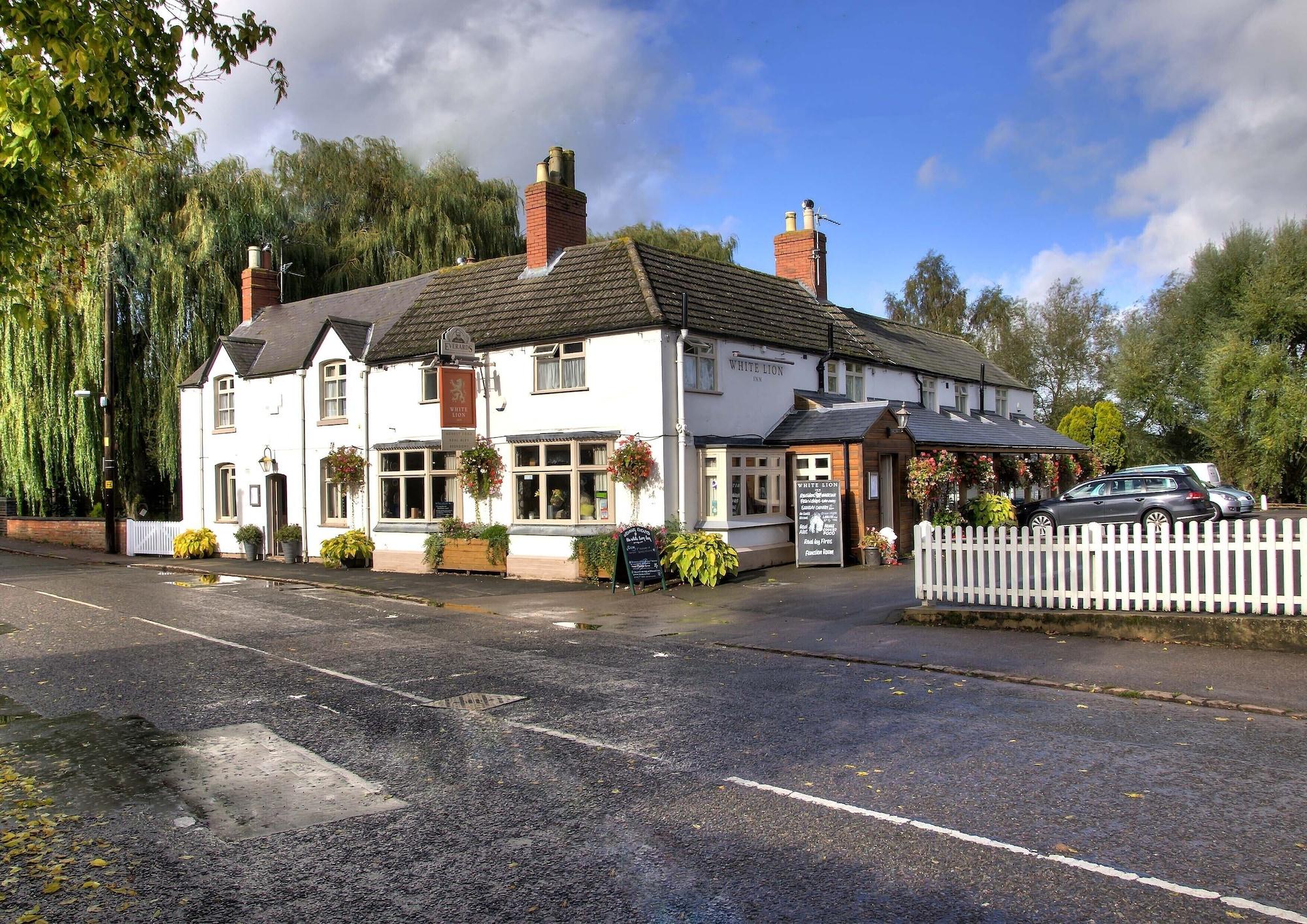 The White Lion Inn Oakham Exteriér fotografie